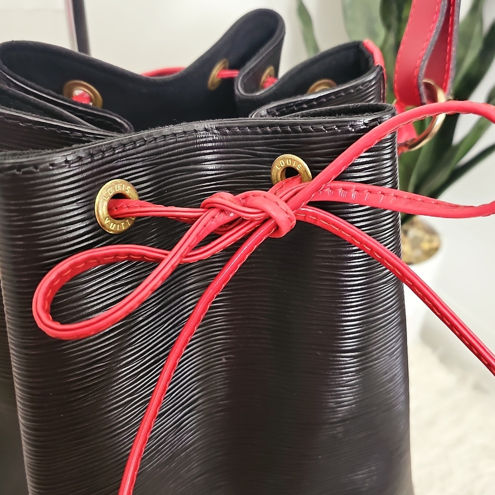 Authentic Louis Vuitton Noe Bucket Bag Epi - Picture 13 of 16